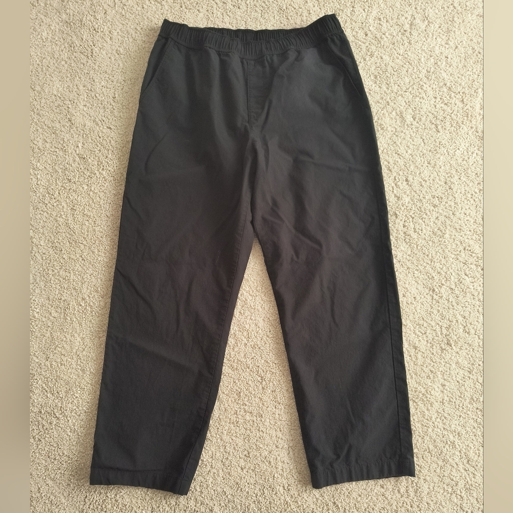 Uniqlo Charcoal Cropped Women's Pants